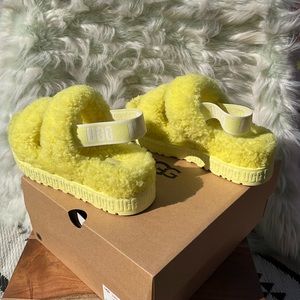 NWOT Ugg Fluffita yellow Sz 9